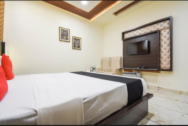 Hotel Ravi Residency ジャランダール エクステリア 写真